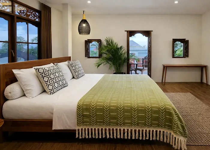 Villa Inyoni Toucan - 3br Private Center *