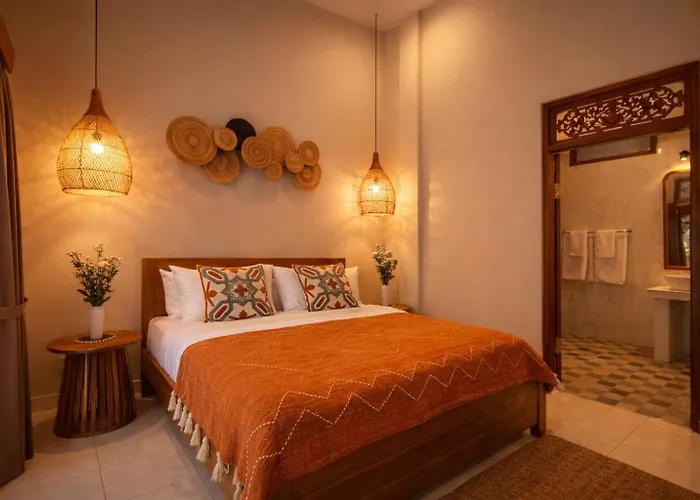Inyoni Toucan - 3br Private Center * Seminyak