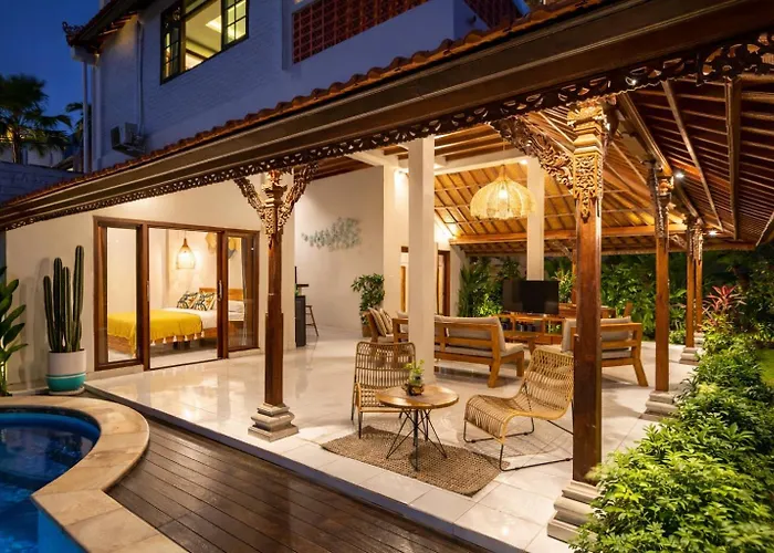 Inyoni Toucan - 3br Private Center * Seminyak