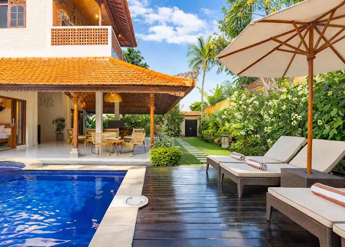 Inyoni Toucan - 3br Private Center Seminyak